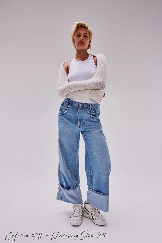 Damen Weite Jeans mit umgeschlagenem Saum