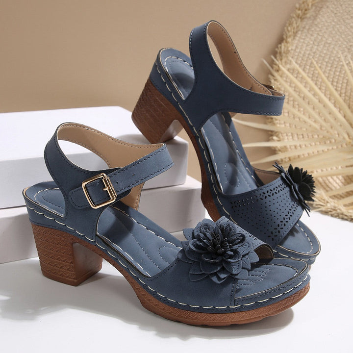 Damen Sandalen mit floralem Dekor und blockiertem Absatz Drune