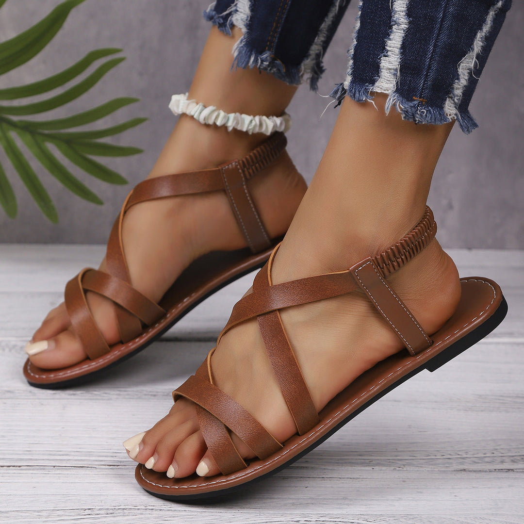 Drune | Crisscross Flache Sandalen mit Rutschfester Riemen