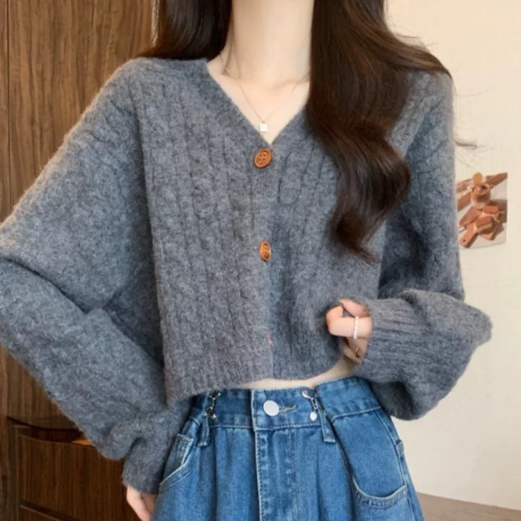 Damen Kurze Strickjacke mit breiten Ärmeln und Knopfdetail Drune