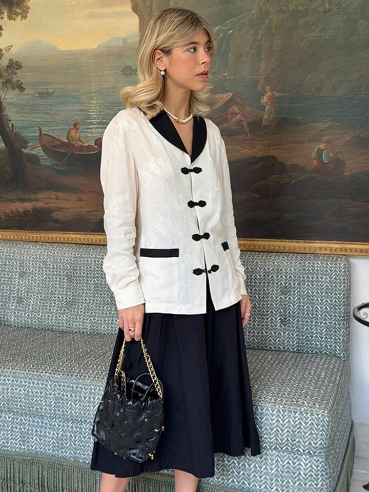 Damen Taillierte Jacquard-Jacke mit Kontrastkragen und Knotenverschlüssen Drune