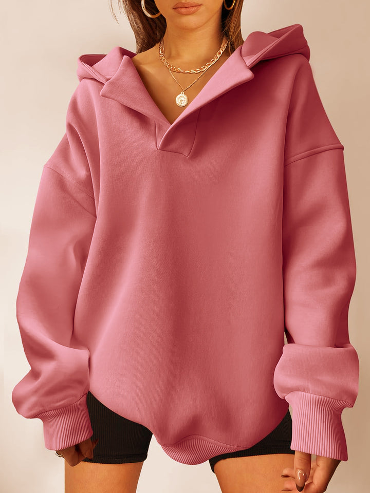 Damen Oversize-Kapuzenpullover aus schwerem Sweatstoff mit V‑Ausschnitt‑Detail und langen Rippbündchen Drune