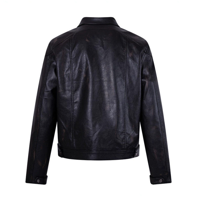 Herren Taillierte Bikerjacke aus Lederimitat mit Hemdkragen, Reißverschluss und diagonalen Brusttaschen Drune