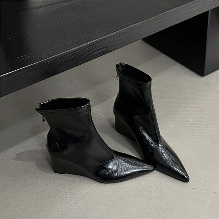 Damen Spitz zulaufende Ankle-Boots mit Sock-Upper und skulptiertem Keilabsatz Drune