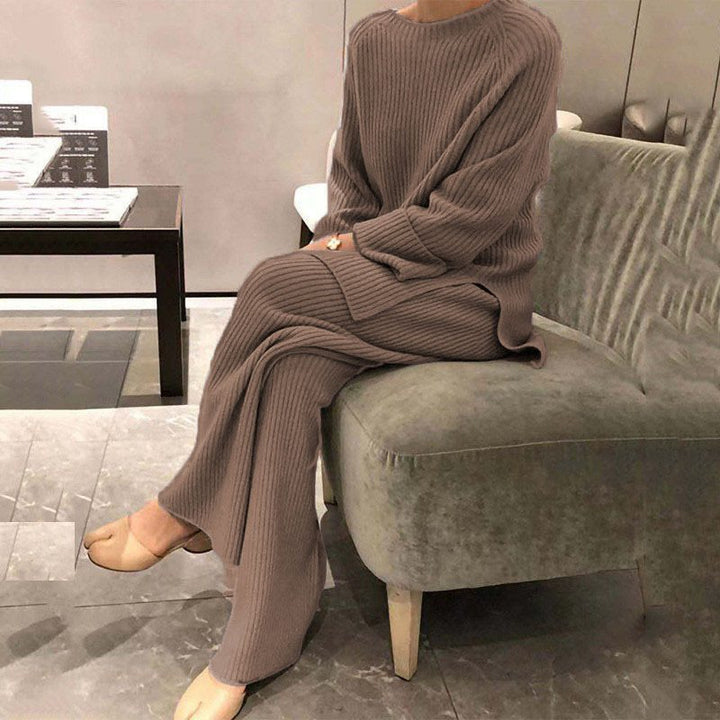 Damen Strickanzug mit weitem Schnitt und stilvollem Rippenmuster Drune
