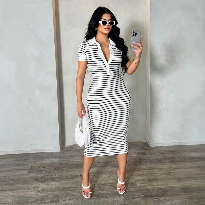 Damen Figurbetontes Polokleid im Streifen‑Look aus Rippstrick mit kurzem Ärmel Drune
