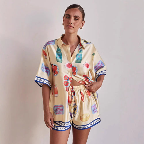 Damen Set bestehend aus stilvollem Kurzarm-Hemd und Shorts im sommerlichen Design Drune