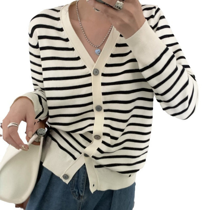 Damen Strickjacke mit modischem Streifenmuster und klassischem V-Ausschnitt Drune