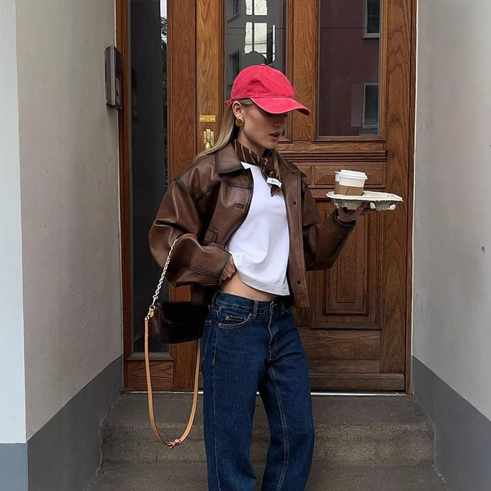 Damen Kurzjacke aus veganem Leder im Cropped-Boxy-Schnitt mit Hemdkragen Drune