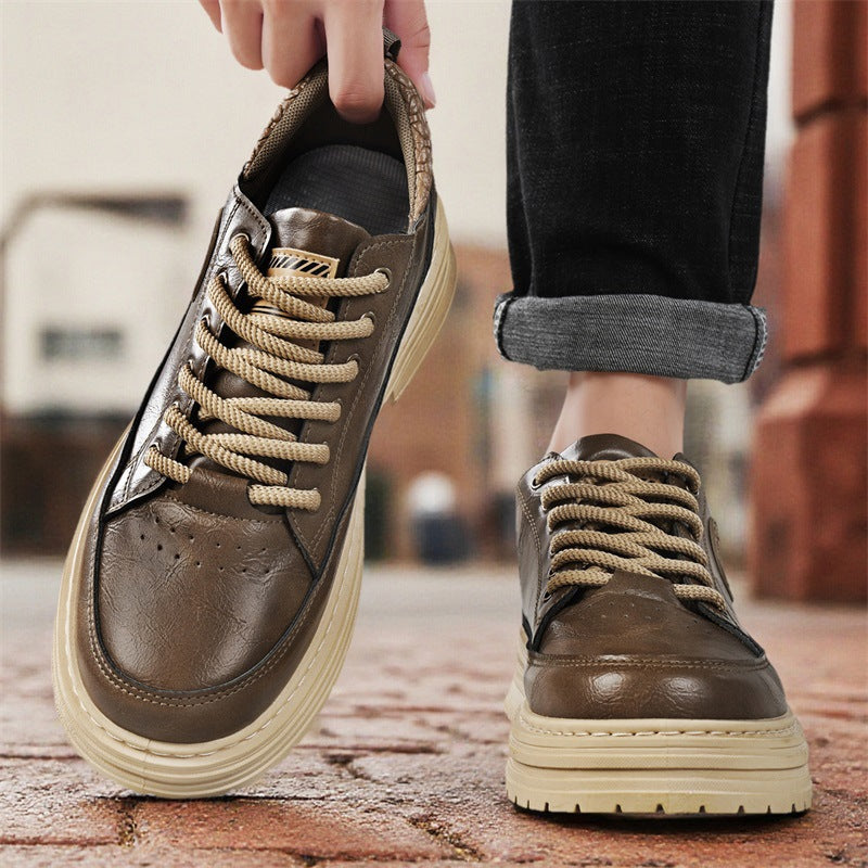 Herren robuste Plateau-Leder-Sneaker mit gepolstertem Fersenkragen, Zuglasche und griffiger Profilsohle Drune