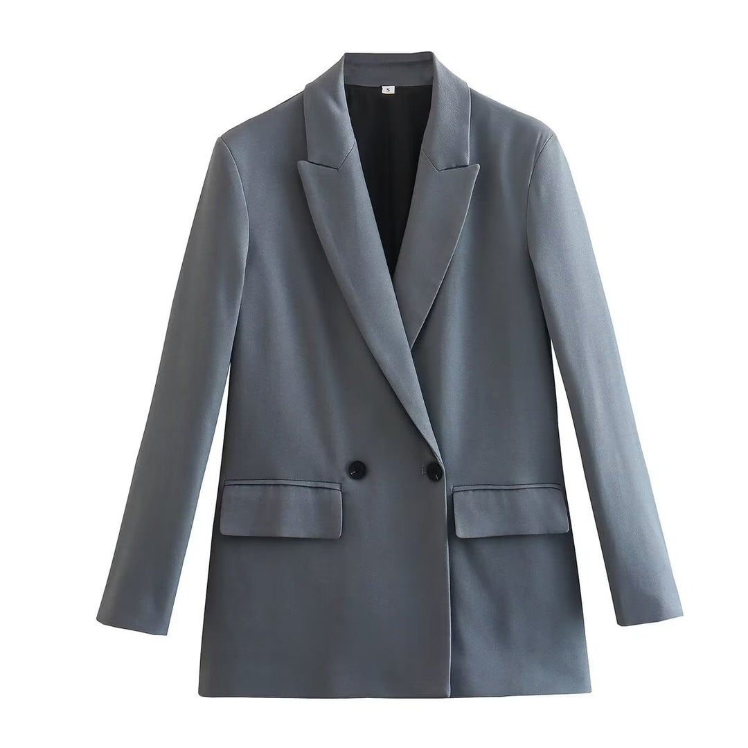 Damen nan figurbetonter zweireihiger Longblazer mit spitzem Revers leicht verlängertem Saum und Pattentaschen Drune