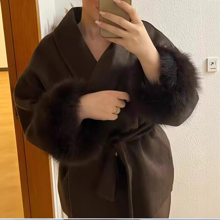 Damen kuschelige Wollejacke mit elegantem Gürtel und glamourösen Fütterungen Drune