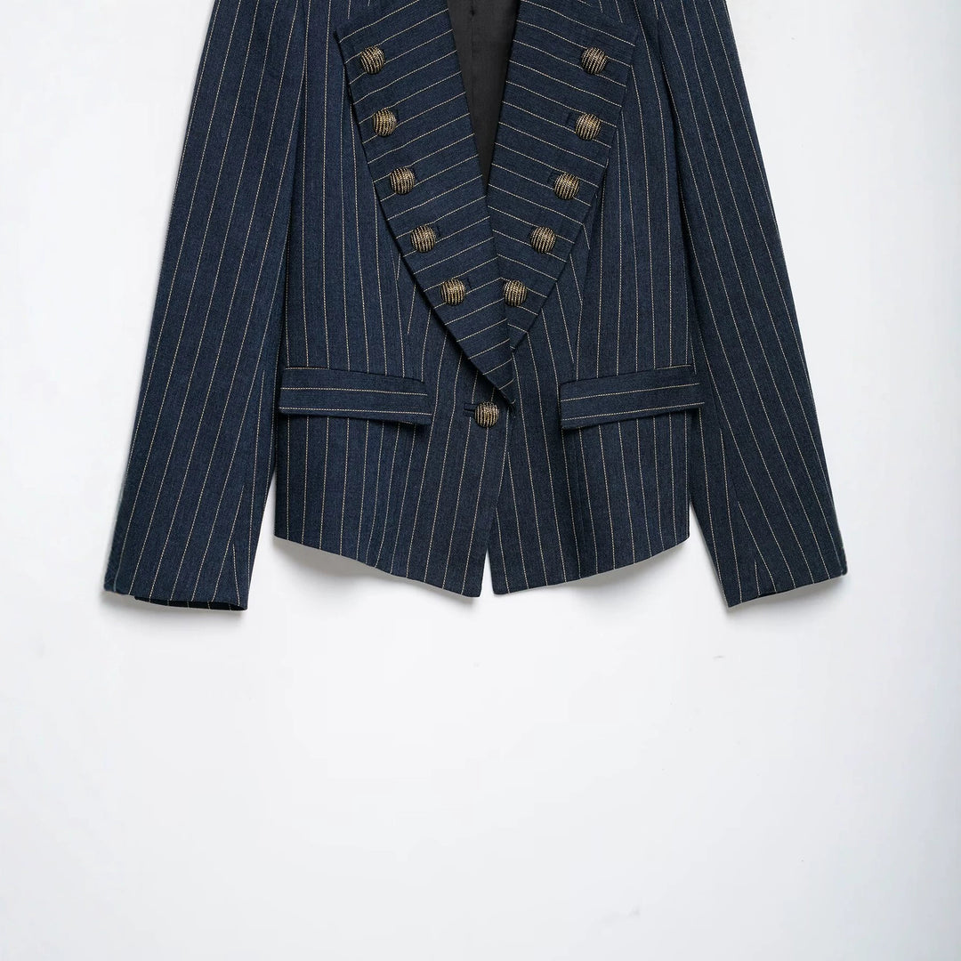 Damen Cropped-Blazer im Nadelstreifen mit doppelseitiger Zierknopfleiste und Schulterriegeln Drune