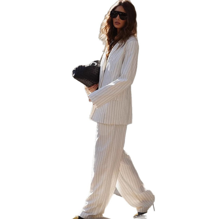 Damen Zweiteiliges Nadelstreifen-Anzugset mit Oversize-Blazer und weiter Bundfaltenhose Drune