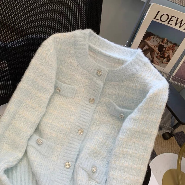 Damen weich strukturierte Strickjacke mit Knopfdetail und Taschen Drune