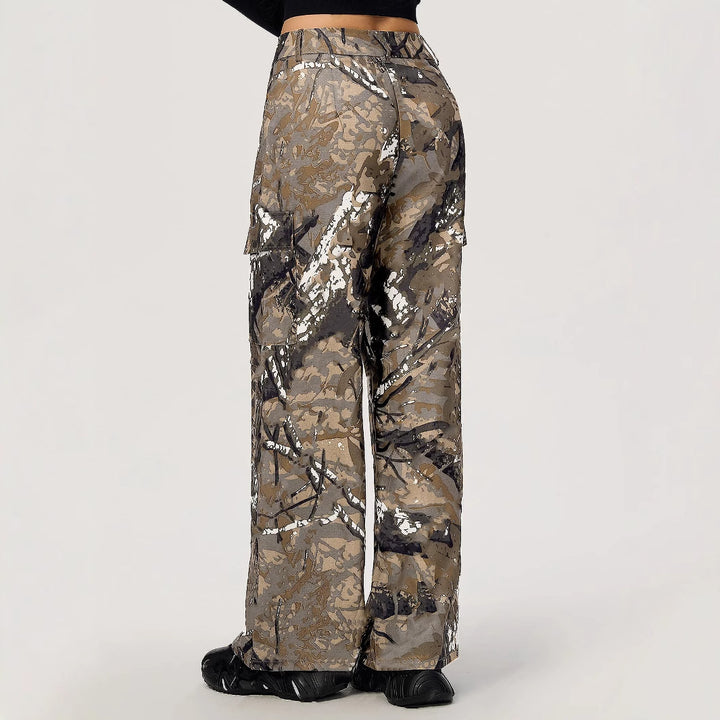 Damen weite Cargohose mit modernem Camouflage-Design Drune