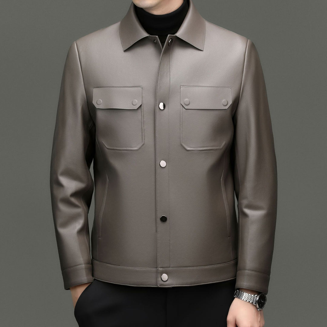 Herren Lederjacke im Shirtstil mit Druckknopfverschluss und aufgesetzten Brusttaschen Drune
