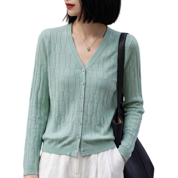 Damen V‑Ausschnitt-Feinstrickcardigan mit strukturierter Blockoptik und durchgehender Knopfleiste Drune
