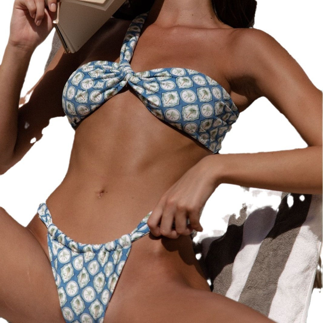 Damen Bandeau-Bikini mit asymmetrischen Trägern und modischen Wickeldetails Drune