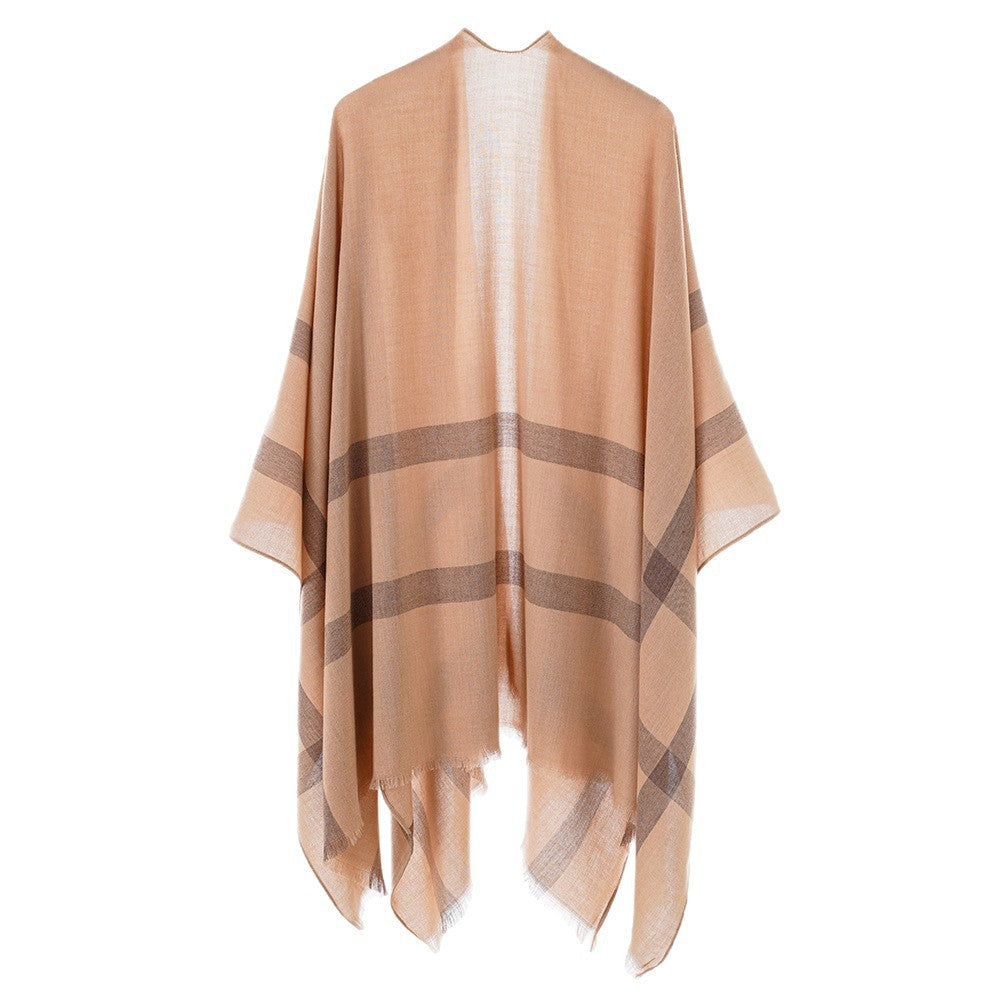 Damen leichter Feinstrick-Cape mit diagonalen Kontraststreifen und Fransen Drune