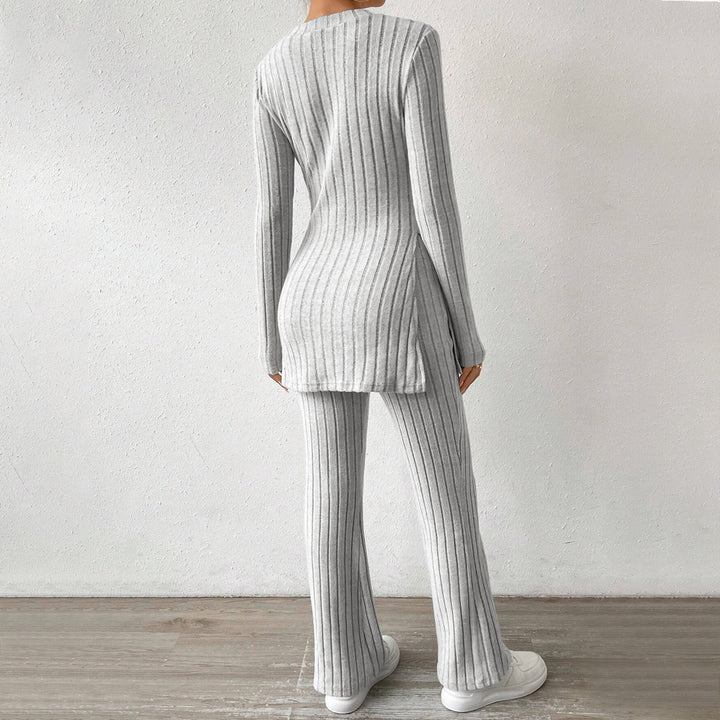 Damen geripptes Feinstrick-Lounge-Set mit seitlicher Saumschlitzen, figurbetontem Longsleeve und weitem Highwaist-Hose Drune