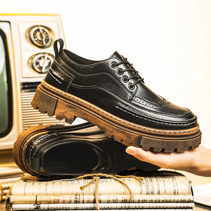 Herren Plateau-Derby mit Brogue-Details und profilierter Gummisohle Drune