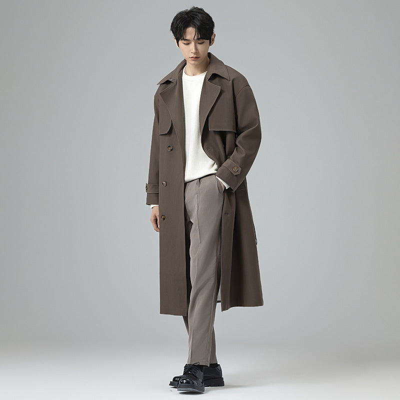 Herren Trenchcoat im minimalistischen Doppelreiher mit breitem Schalkragen und Taillengürtel Drune