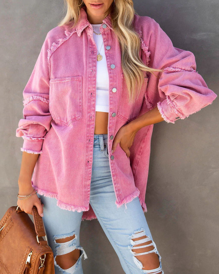 Damen nan oversized Hemdjacke im Used‑Look mit ausgefransten Kanten und aufgesetzten Pattentaschen Drune