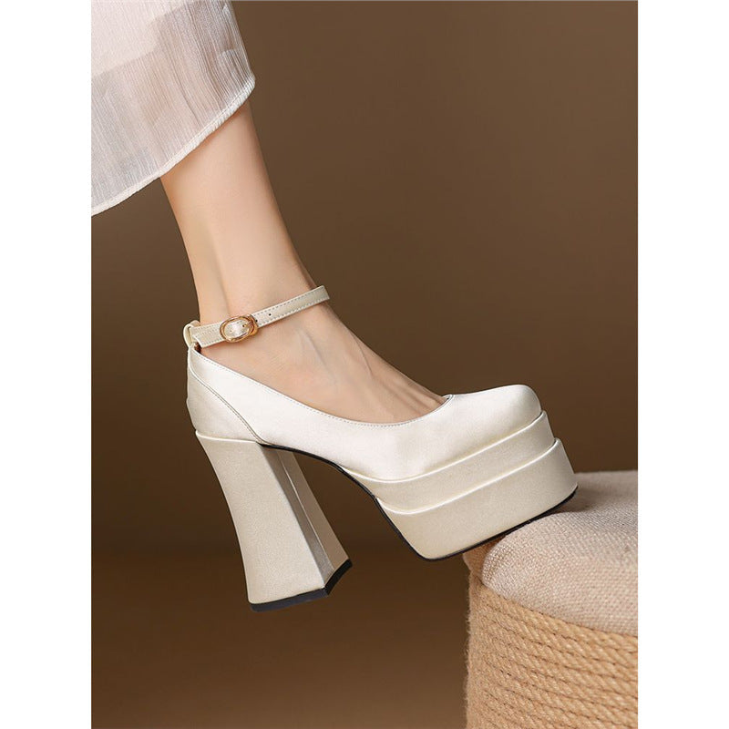 Damen Plateau Sandalen Drune