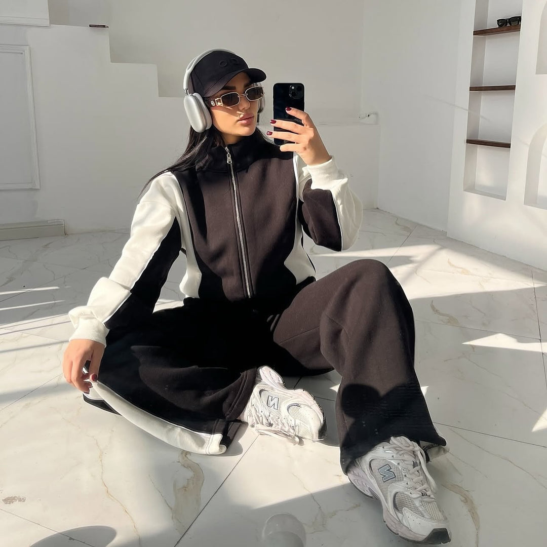 Damen Hoodie- und Flare-Hosen-Set mit kontrastierenden Einsätzen und hohem Kragen