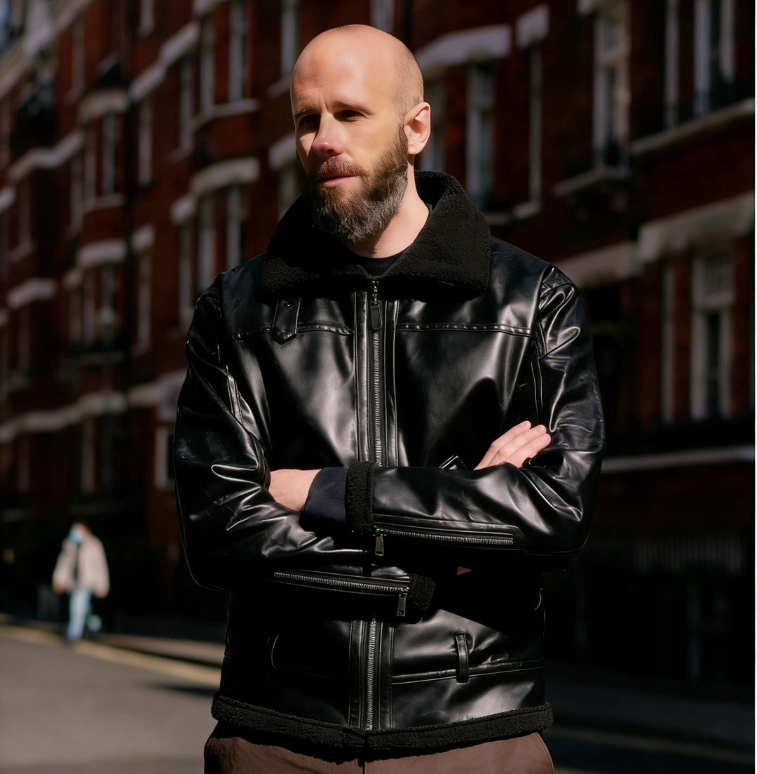 Herren Kunstleder-Fliegerjacke mit Teddyfutter, Reißverschlüssen und Stehkragen Drune