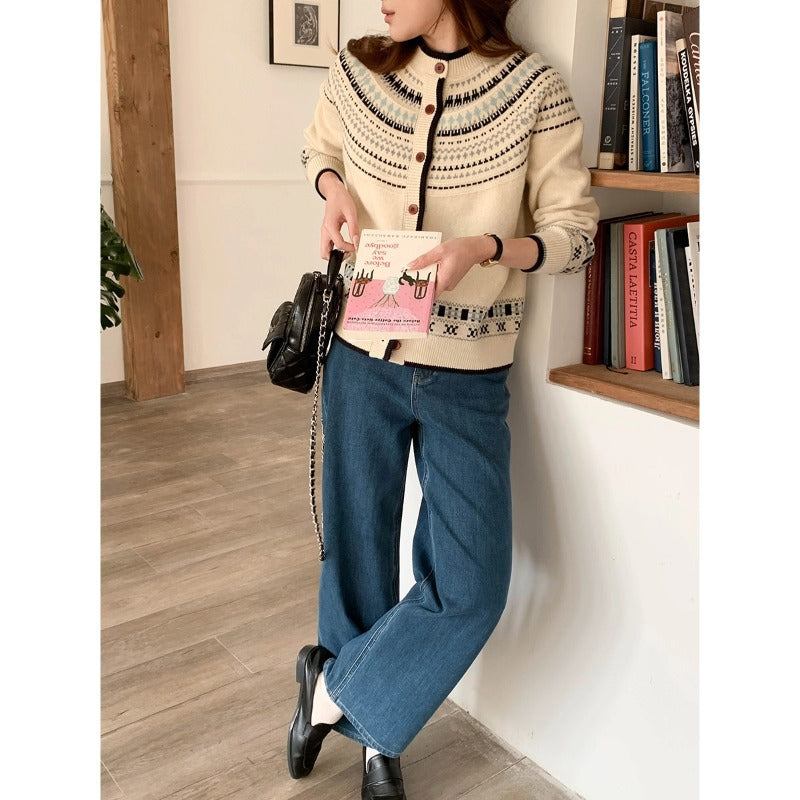 Damen stilvolle Strickjacke mit traditionellem Muster Drune