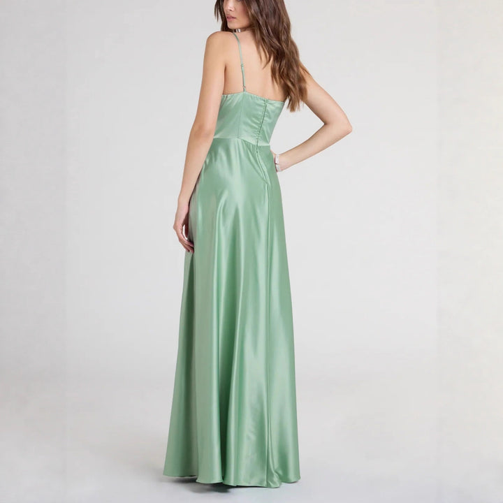 Damen Elegantes Abendkleid mit schimmerndem Satinfinish und tiefem Schlitz Drune