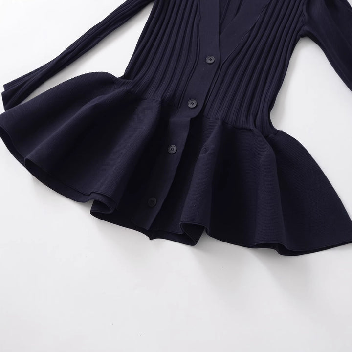 Damen nan gerippter Strickcardigan mit Schalkragen, tailliertem Volantsaum und Knopfleiste Drune