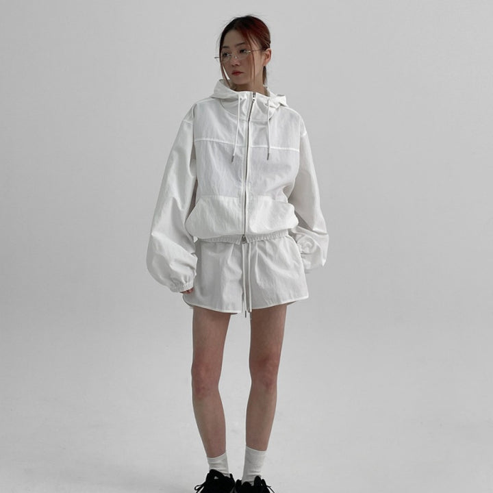 Damen Sportliche Jacke mit kurzen Hosen Drune