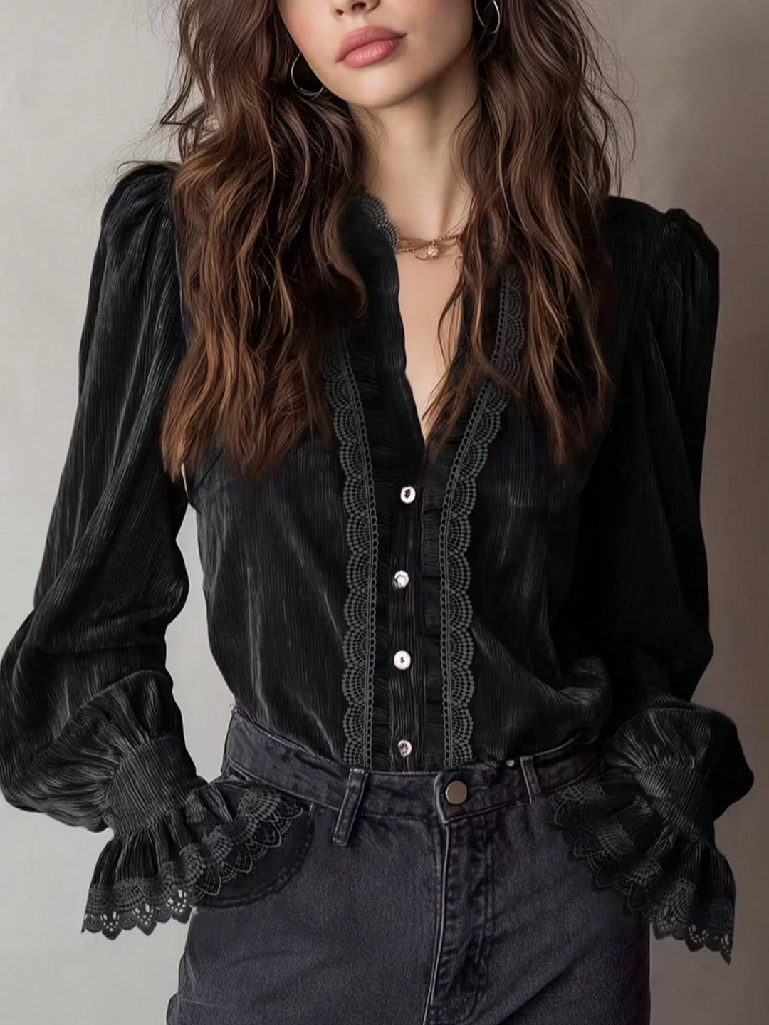 Damen Plissée-Veloursbluse mit Spitzenrüschen und Puffärmeln Drune