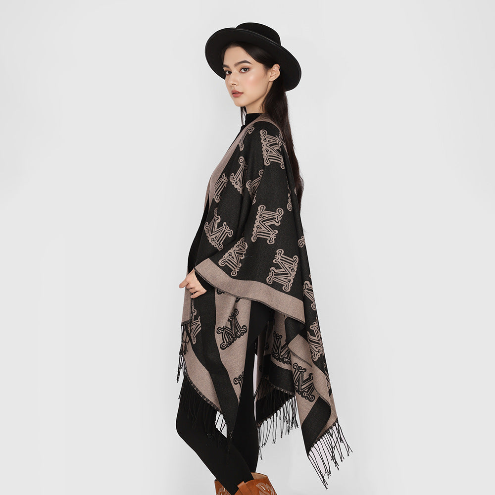Damen Jacquard-Cape mit Monogramm‑Muster, offenem V‑Ausschnitt und Fransensaum Drune