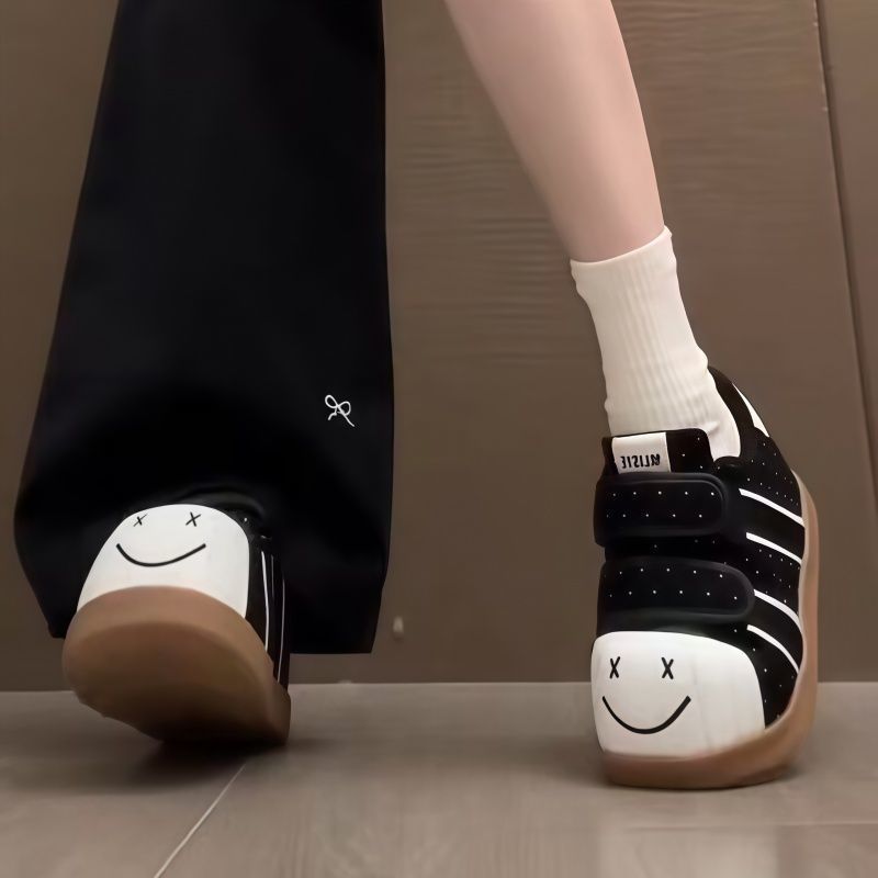 Damen Komfortable Sneaker mit praktischen Klettverschlüssen und lässigem Design Drune