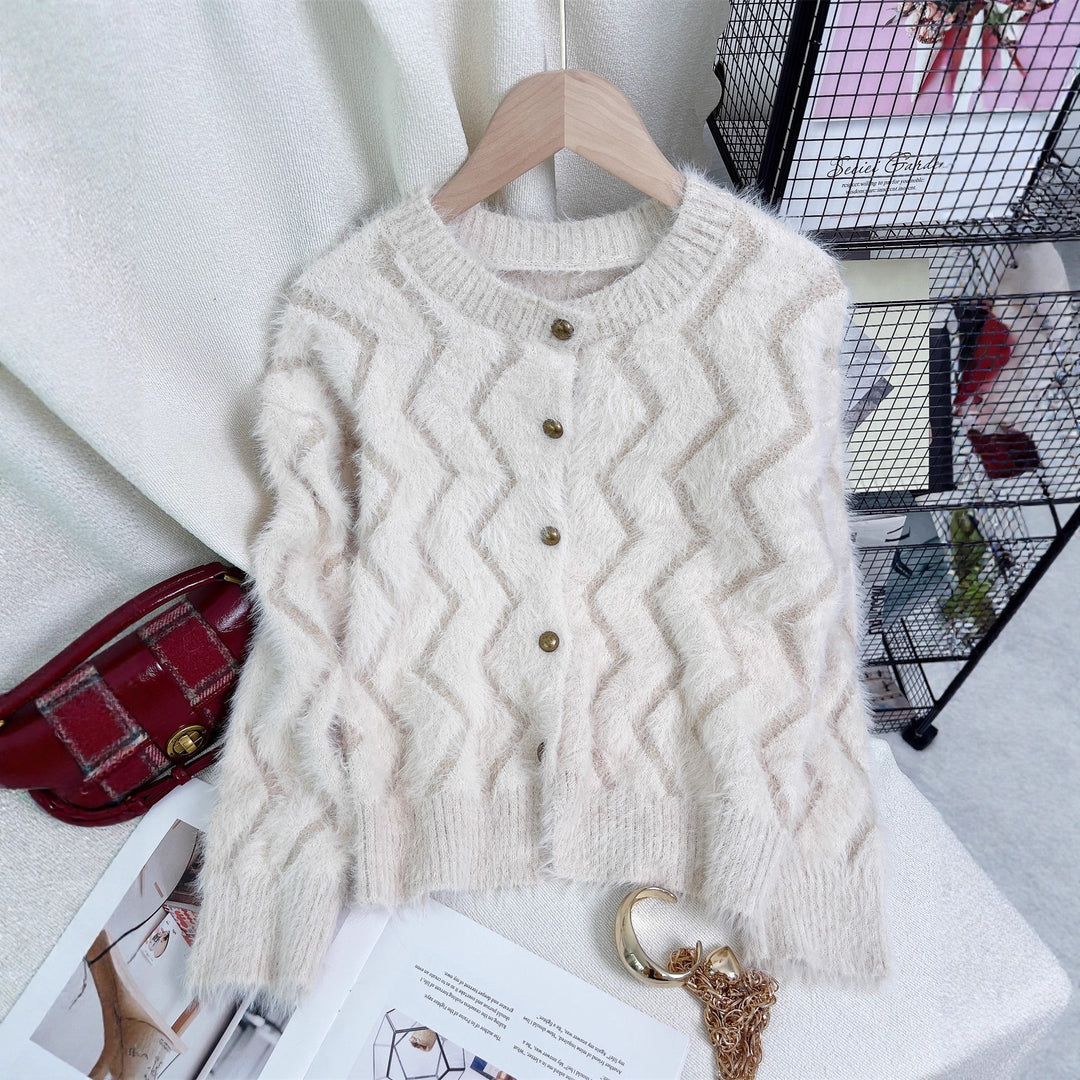 Damen kuschelige Strickjacke mit goldenen Knöpfen und weicher Viskosemischung Drune