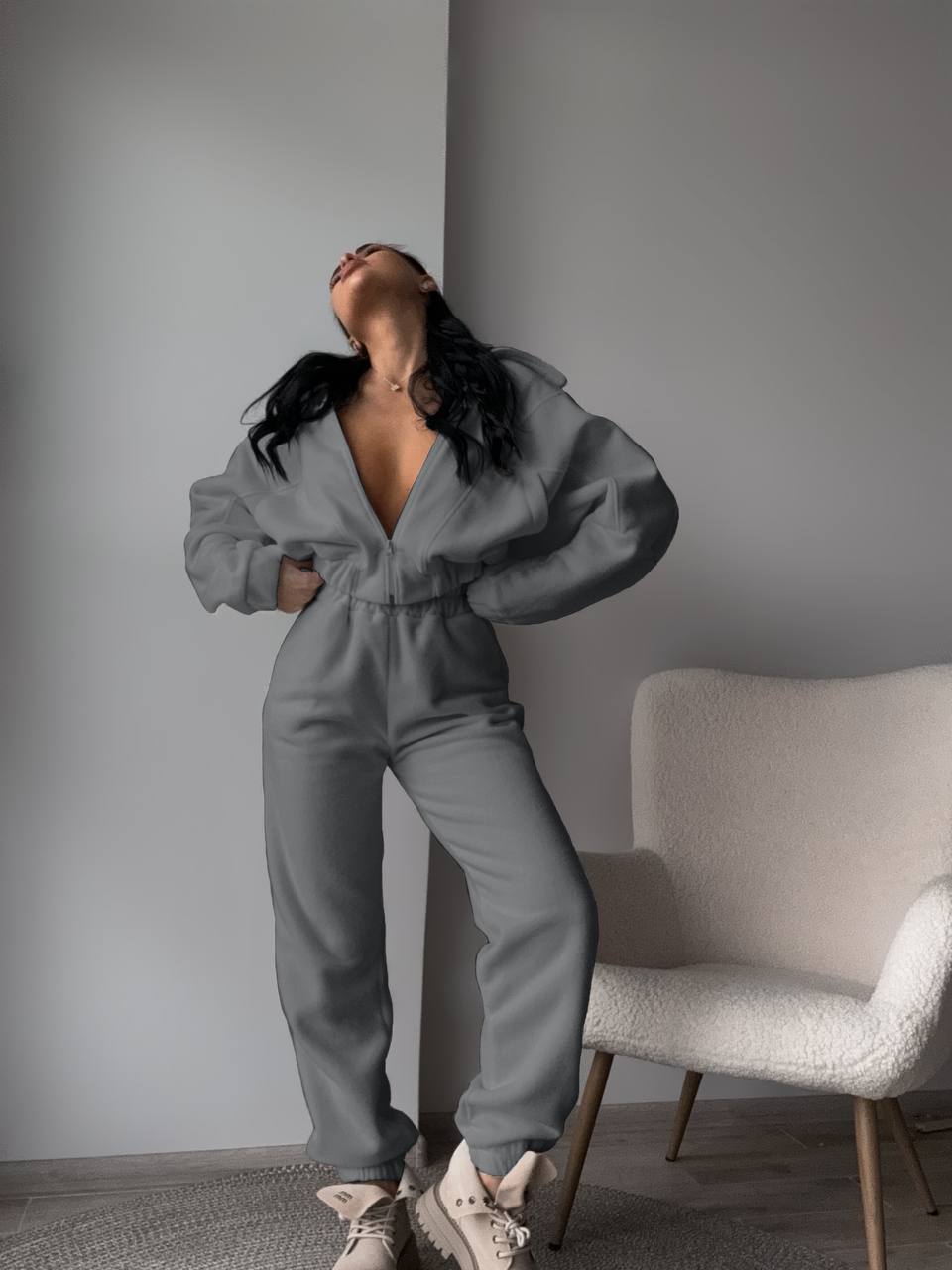 Damen kurzes Reißverschluss-Hoodie mit elastischem Bund und schmal zulaufender High-Waist-Jogginghose aus schwerem French-Terry Drune