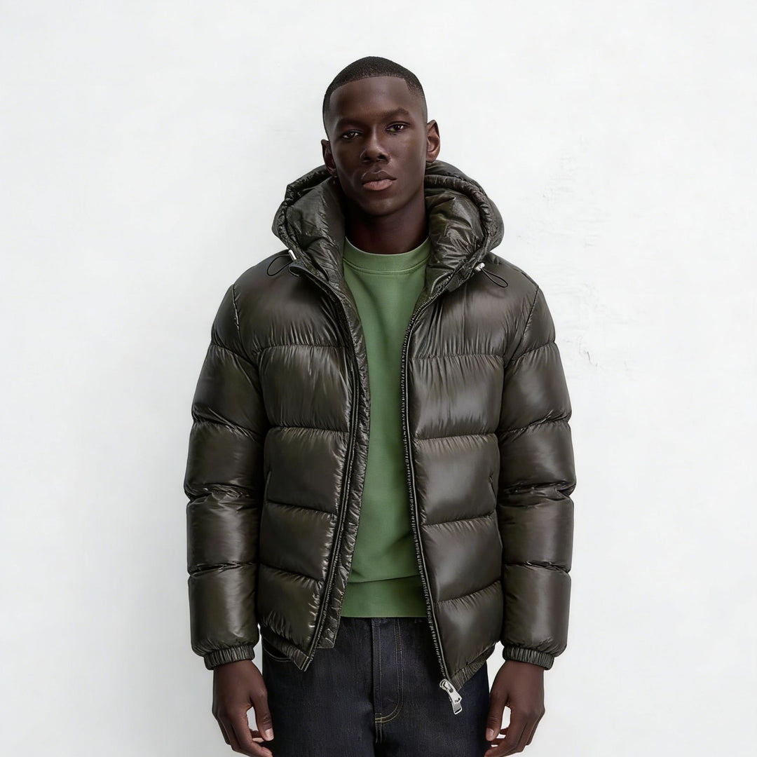 Herren nan steppte Kapuzenjacke mit glänzender Oberfläche, warmer Synthetikfüllung und Zweiwege-Reißverschluss Drune