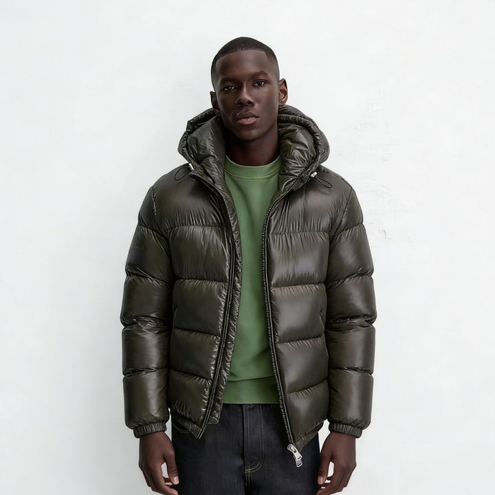 Herren nan steppte Kapuzenjacke mit glänzender Oberfläche, warmer Synthetikfüllung und Zweiwege-Reißverschluss Drune