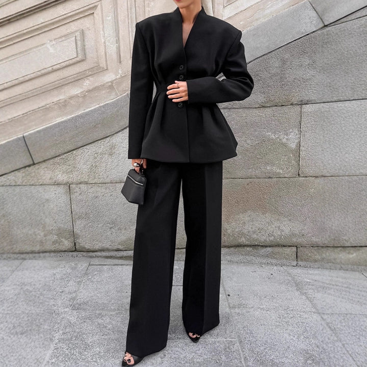 Damen Eleganter Blazer-Hosenanzug mit taillierter Silhouette und klassischen Knopfdetails Drune