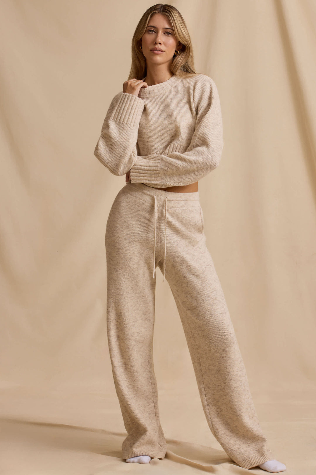 Damen lässiges und bequemes Strickset mit cropped Pullover und weitem Hosen Drune