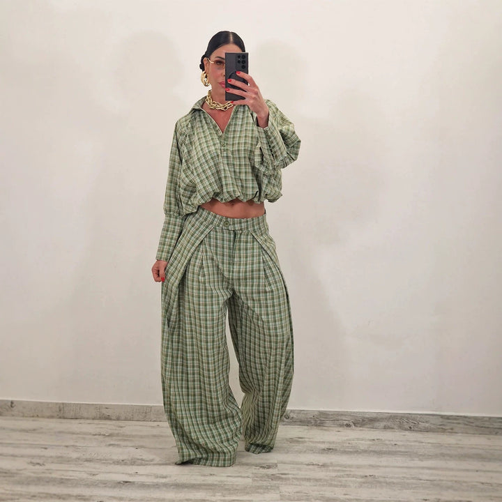 Damen Zweiteiliges kariertes Set mit Cropped Oversize-Hemd und weiter Bundfaltenhose Drune
