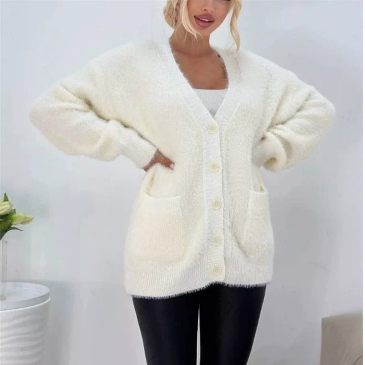 Damen Flauschiger Oversize-Knopfcardigan mit tiefem V‑Ausschnitt und aufgesetzten Taschen Drune