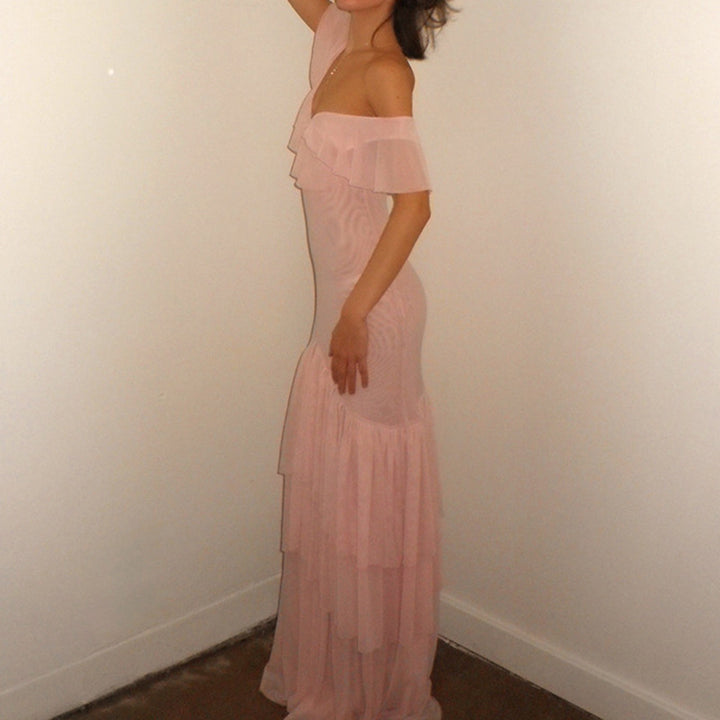 Damen Maxi-Kleid mit voluminösen Rüschendetails und figurformendem Schnitt Drune