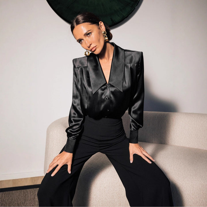 Damen Satinbluse mit übergroßem Spitzkragen und eleganten Langärmeln Drune