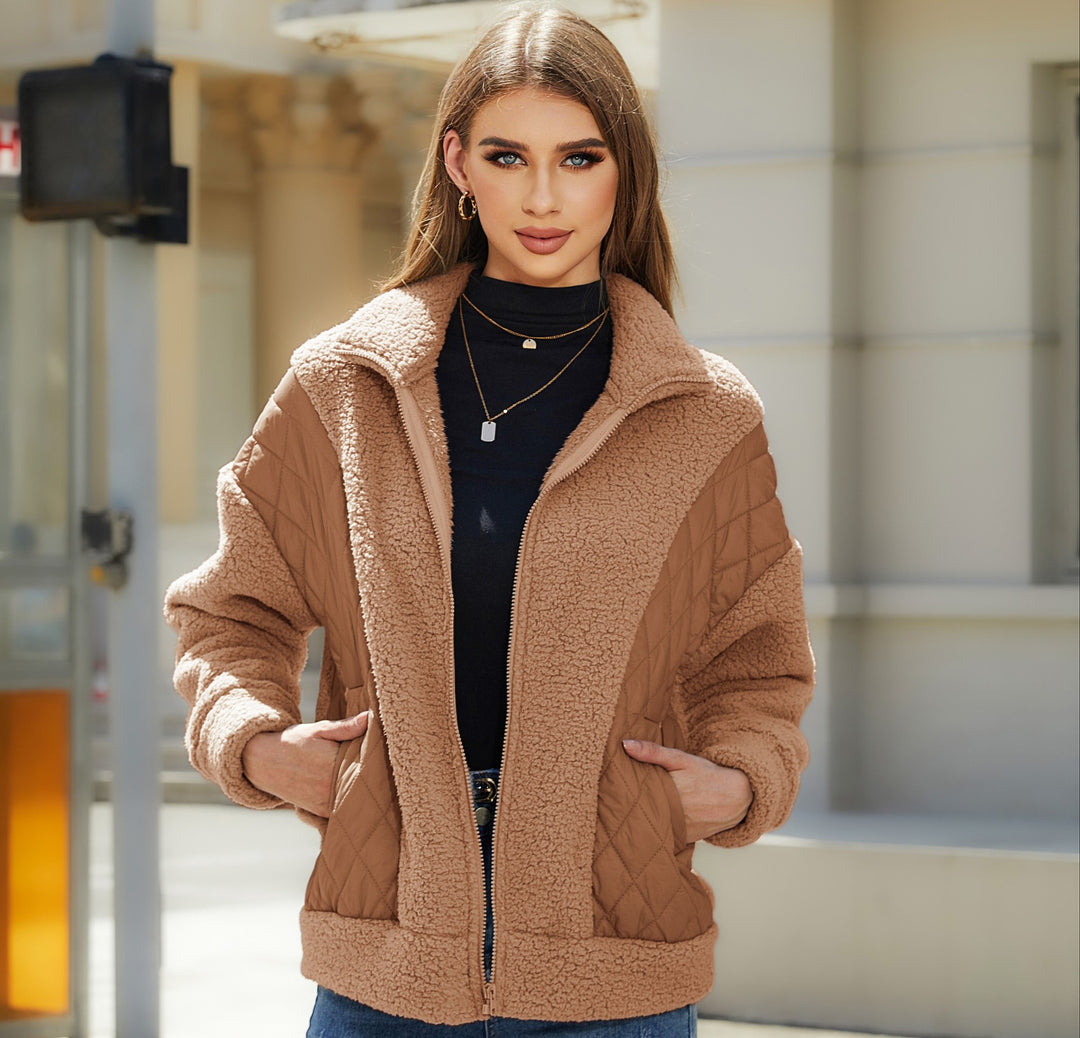 Damen Kuschelige Fleecejacke mit Steppdetails und praktischen Taschen Drune