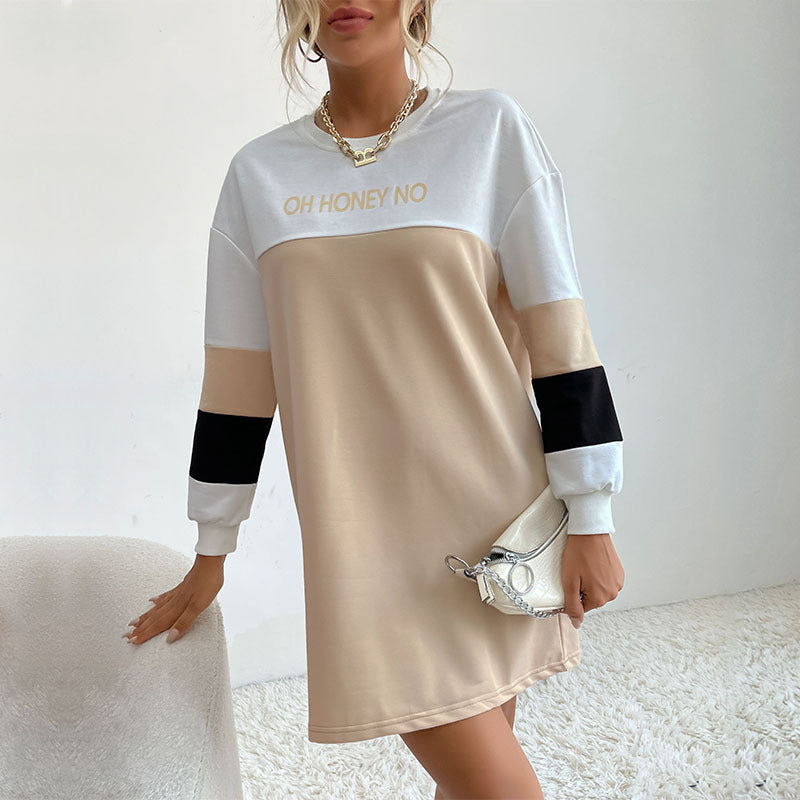 Damen Oversize Sweatshirtkleid mit Colorblock-Ärmeln und Statement‑Schriftzug Drune